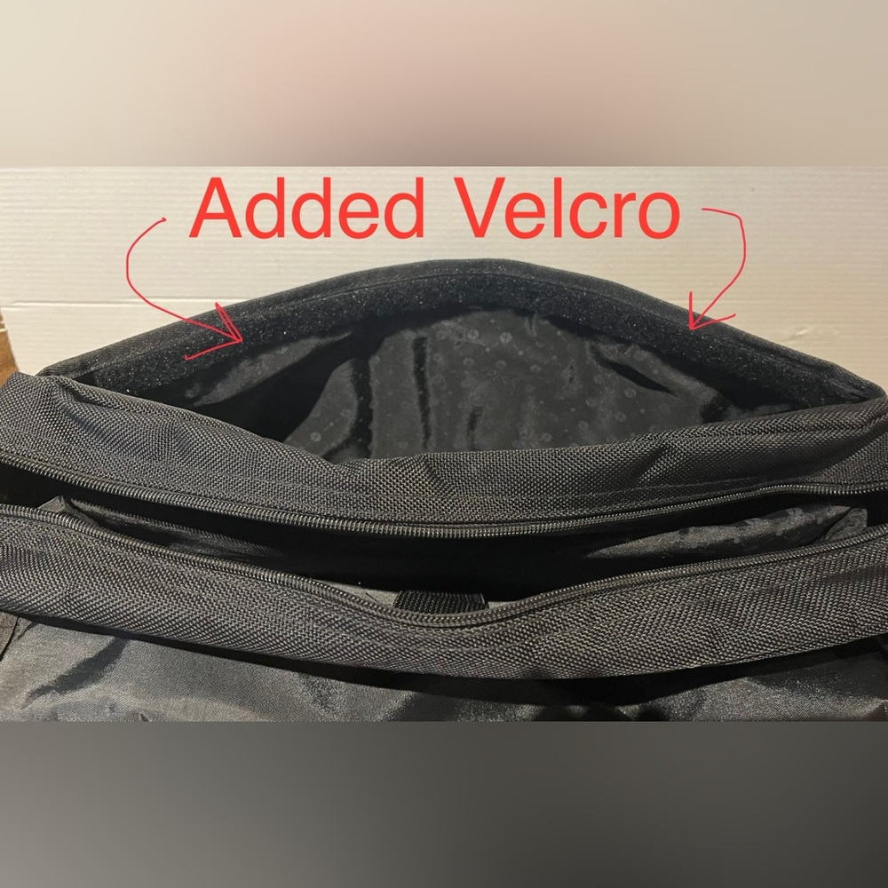 Foray Messenger Computer Shoulder Bag - Picture 15 of 15